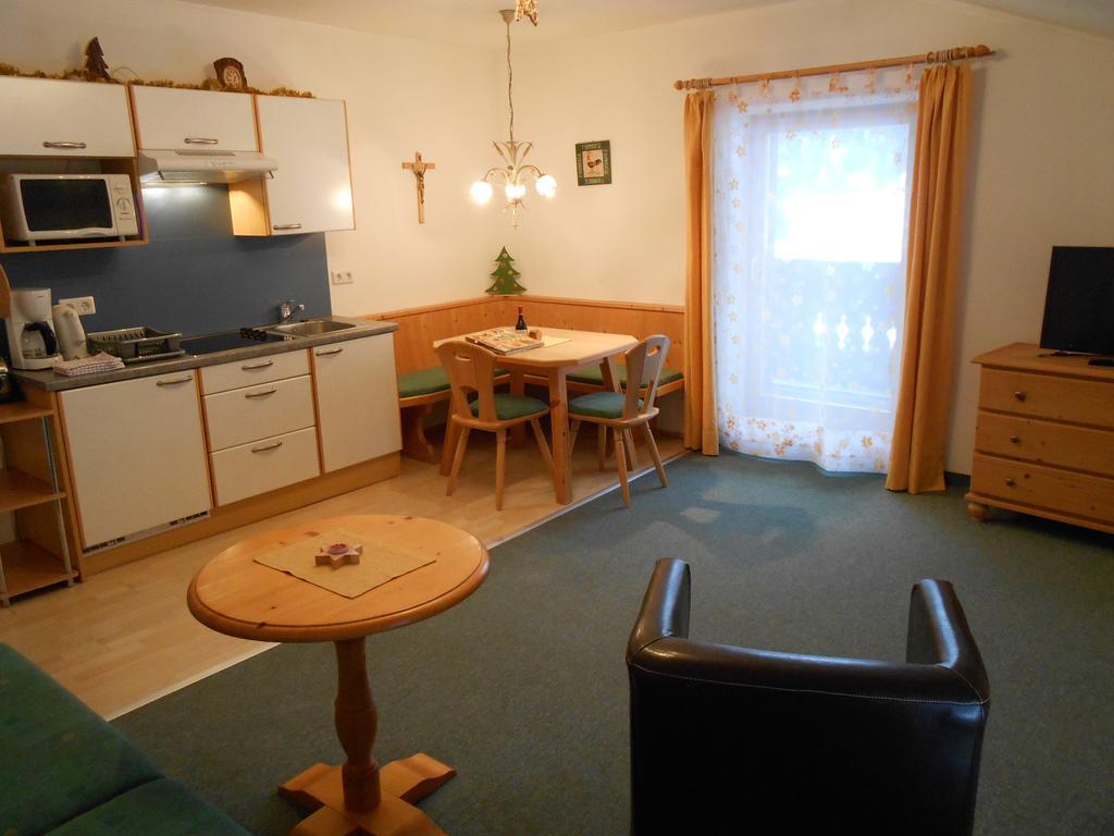 Ferienwohnung Pfannelerhof Leutasch Exterior foto
